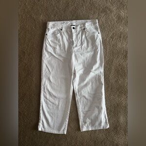 White Capri Summer Pants